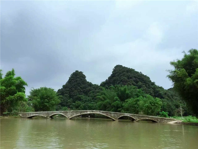 a8.jpg